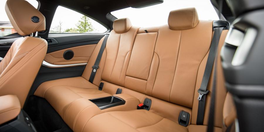 Интерьер BMW 430i Coupe M Sport Package 2016 года  (AU) (фото 6 из 19)